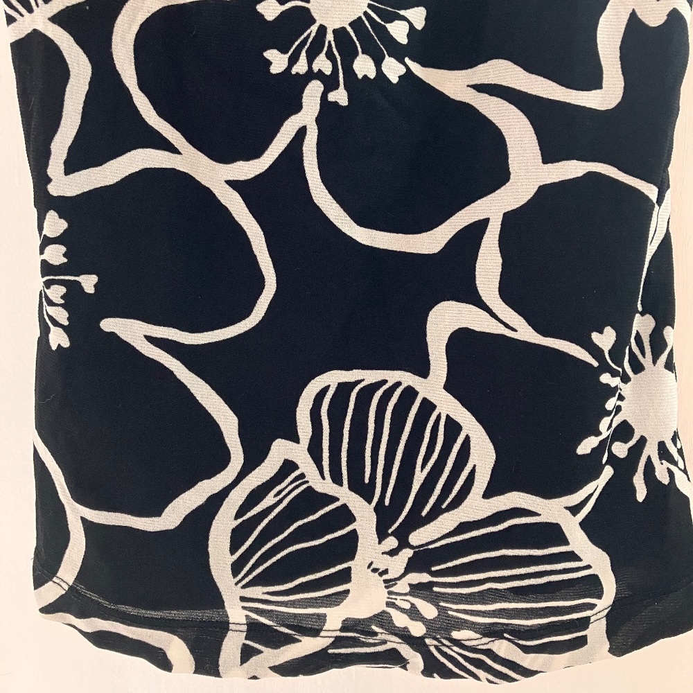 GUESS BLACK &WHITE FLORAL HALTER - Picture 6 of 14